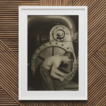 Mechanic and Steam Pump - Lewis w Hine Art Print / Canvas Prints White-framed Black-and-white Photographic Print Man Industrial Machinery