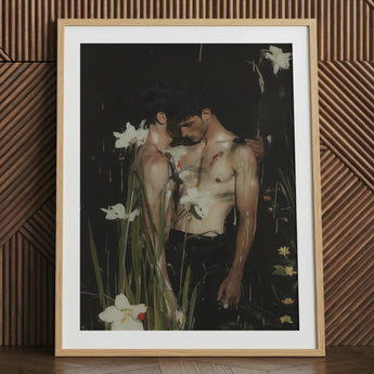Nature / Nurture - Impresión artística Gay Seduction Rendezvous / Lienzo, 24x32’’ / 61x81cm / Marco natural / Cartón paspartú, Pósters, impresiones y visual