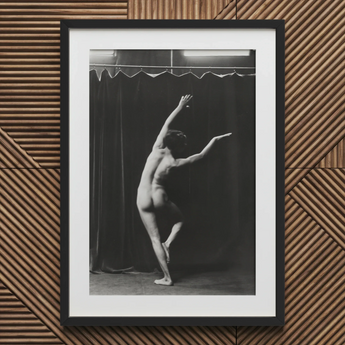 Nude Photograph of Mr. Loucelli - Arnold Genthe Art Print / Canvas, 20x30’’ / 51x76cm / Black Frame / Matboard, Posters Prints & Visual