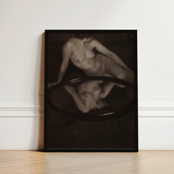 Nude Woman with Mirror - Clarence H. White Art Print / Canvas Black-framed Monochrome Figure Reflected Circular 20th-century Photography,