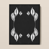 Pearly Whites - Koh Chang Friedenslilien Kunstdruck / Leinwand, 12x16’’ / 31x41cm / Schwarzer Rahmen, Poster Drucke & visuelle Kunstwerke, Toby Leon