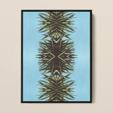 Pointy - Moderner gespiegelter botanischer Blattkunstdruck / Leinwand, 12x16’’ / 31x41cm / Schwarzer Rahmen, Poster, Drucke & visuelle Kunstwerke, Toby Leon