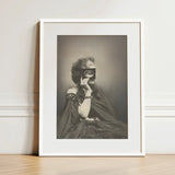 Scherzo Di Follia - Pierre-louis Pierson Art Print / Canvas White Framed Black Photographic Woman Vintage Attire, Small Passe-partout, Soft