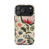 Wildflower Hoopla - Custodia per iPhone Floral Garden, 17 Pro Max / Opaca, Custodie per telefoni cellulari, Toby Leon