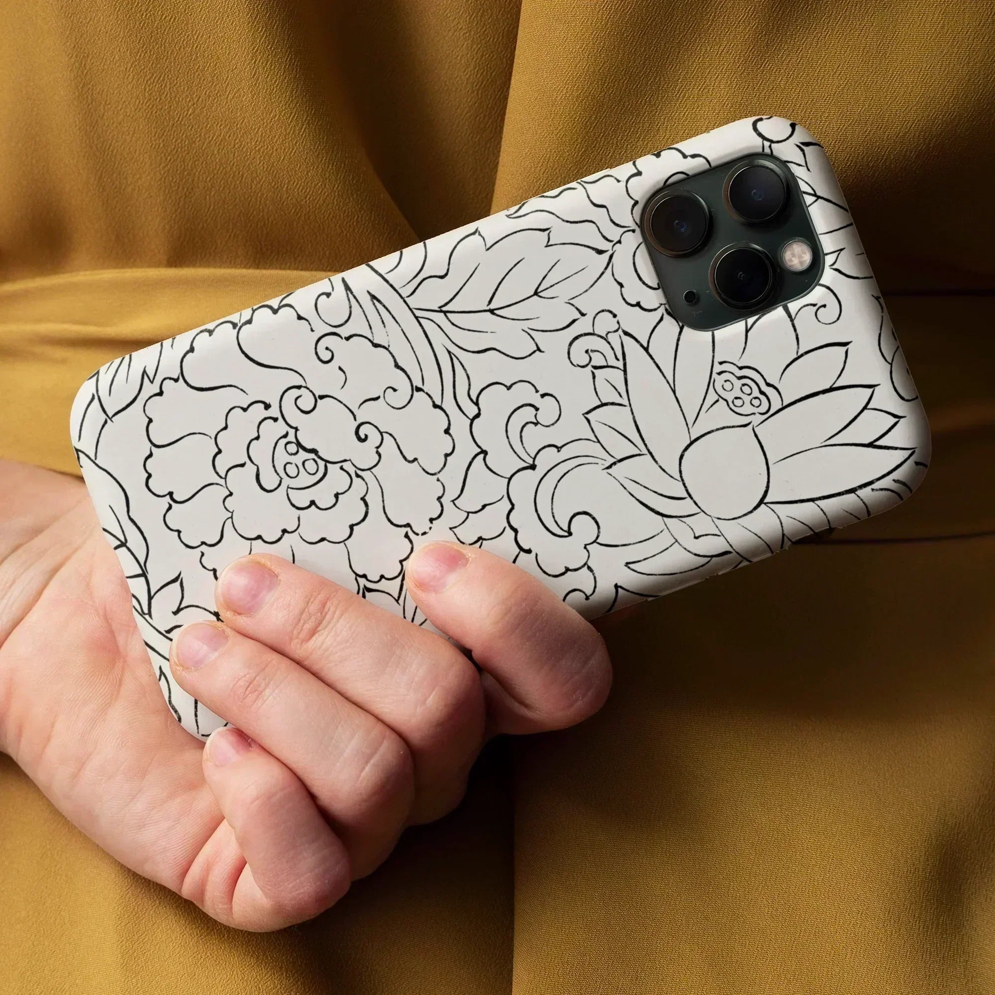 10 Black and White Iphone Cases for Modern Art Nerds