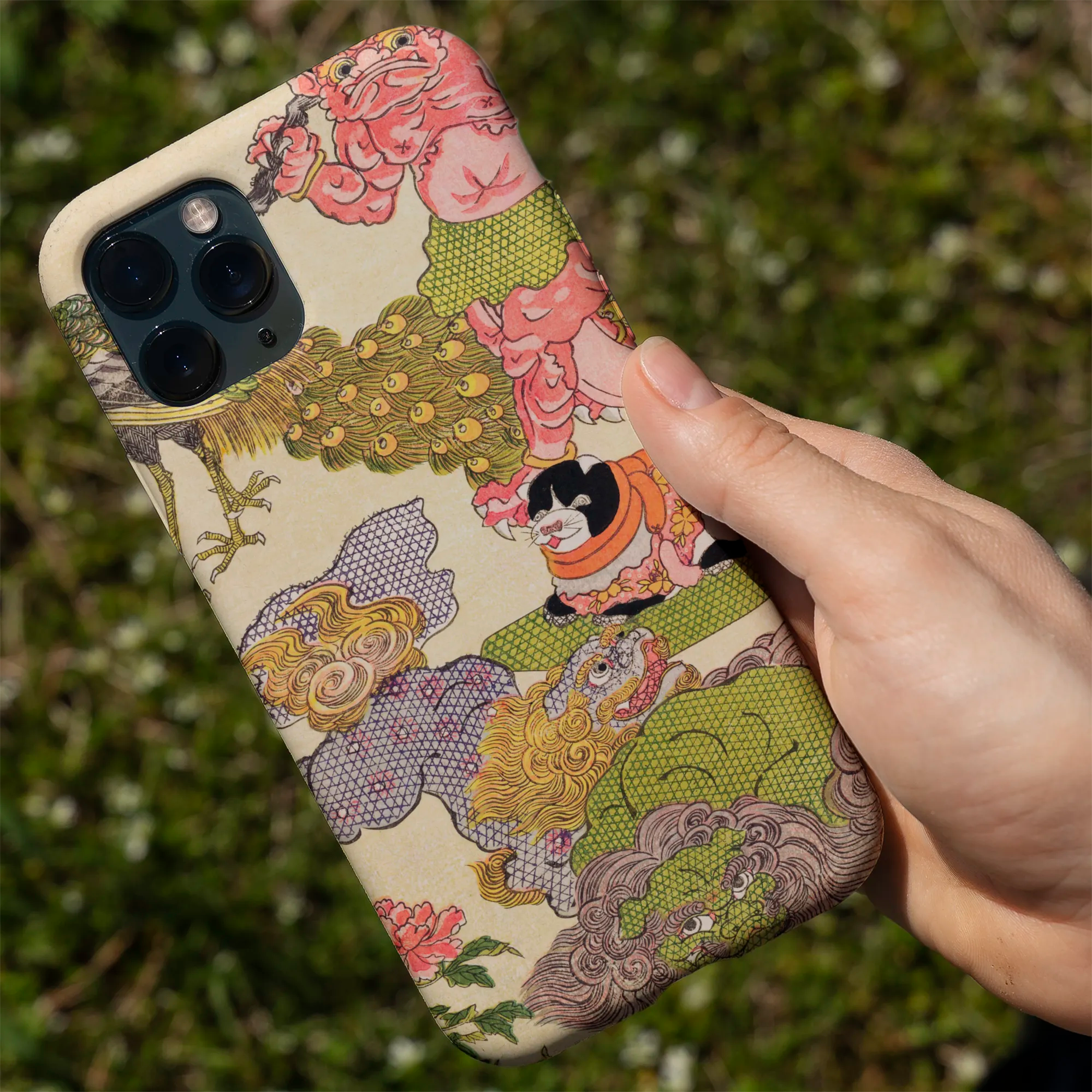 Patterned phone case.