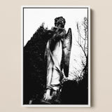 Stampa d'arte Arcangelo che regge una croce / Tela, 12x17'' / A3 / Cornice bianca, Poster, stampe e arte visiva, Toby Leon