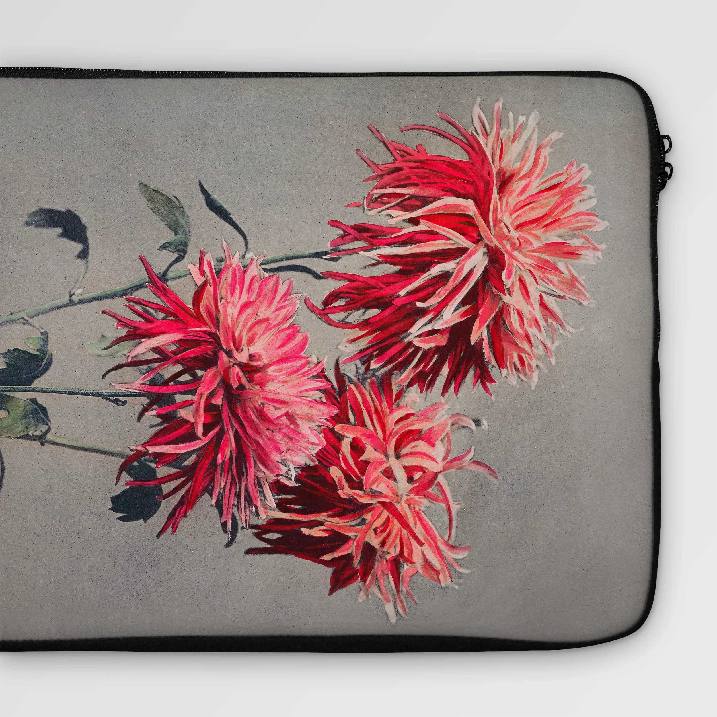 Asa-dsuma-bune - Kazumasa Ogawa Floral Laptop Sleeve, Laptop Sleeve Vibrant Floral Design Pink Chrysanthemums