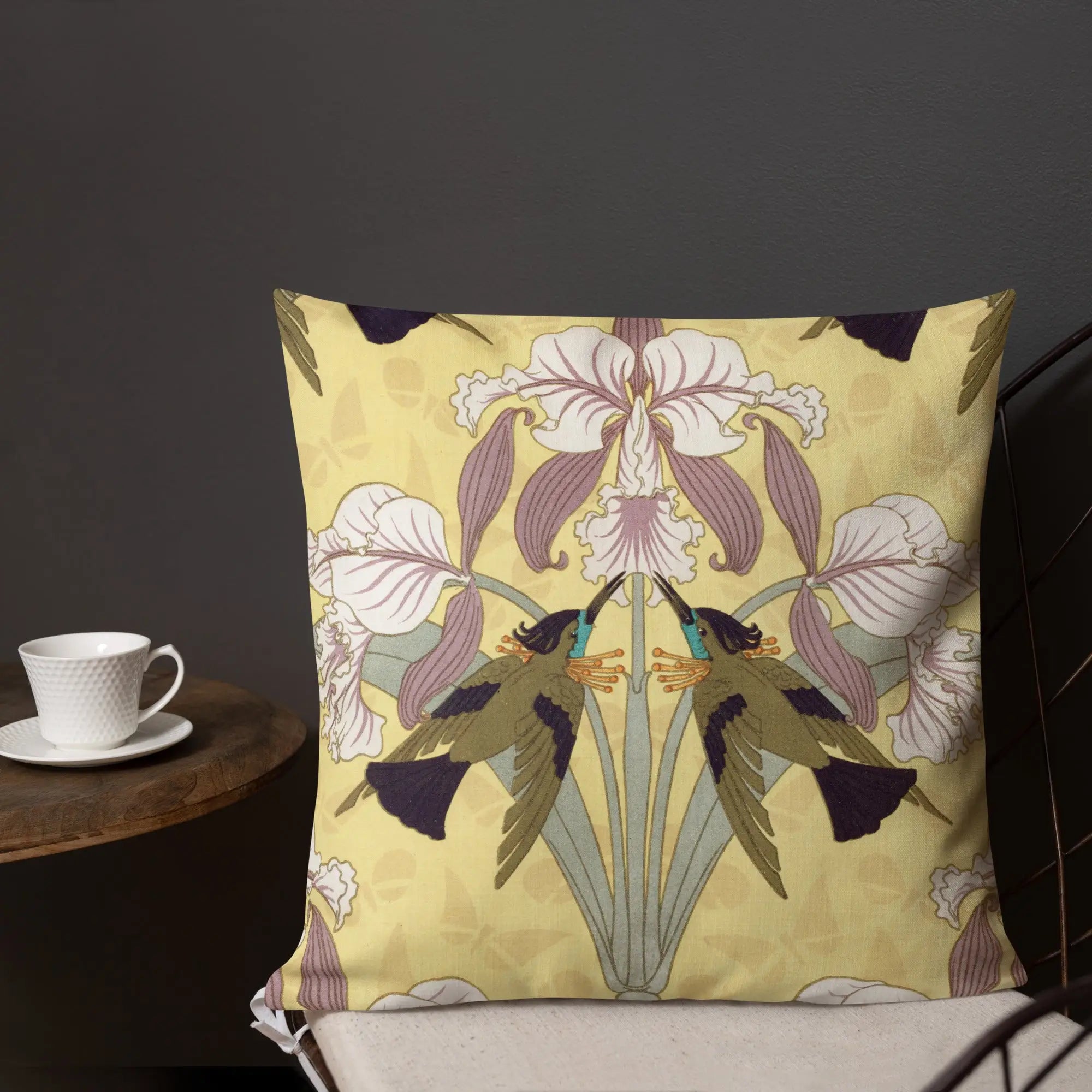 Oiseaux-mouches et Orchidées - Maurice Pillard Verneuil Pillow Throw Pillows