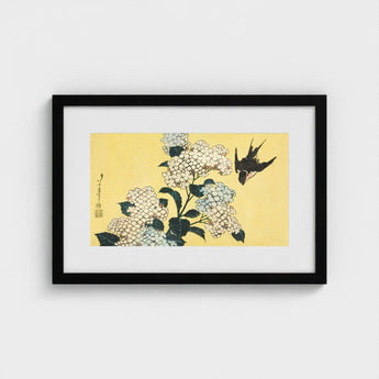 Hydrangea & Swallow - Hokusai Ukiyo-e Woodblock Art Print / Canvas Black-framed Artwork Traditional Japanese-style White Hydrangeas Black,