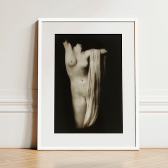 Modern Torso - Female Nude Arnold Genthe Art Print / Canvas, 12x18’’ / 31x46cm / White Frame / Matboard, Posters Prints & Visual Artwork,