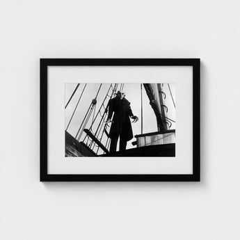 Nosferatu: a Symphony of Horror Art Print / Canvas Nosferatu Steps, Coat Bristling, Small Buttons Prints