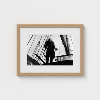 Nosferatu: a Symphony of Horror Art Print / Canvas Nosferatu Steps, Coat Bristling, Small Buttons Prints