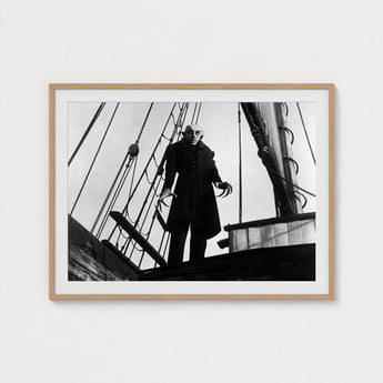 Nosferatu: a Symphony of Horror Art Print / Canvas Nosferatu Steps, Coat Bristling, Small Buttons Prints