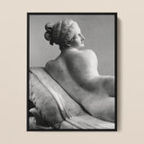 Reclining Naiad - Stampa d'arte di Antonio Canova / Tela, 12x16’’ / 31x41cm / Cornice nera, Poster, stampe e opere d'arte visiva, Toby Leon