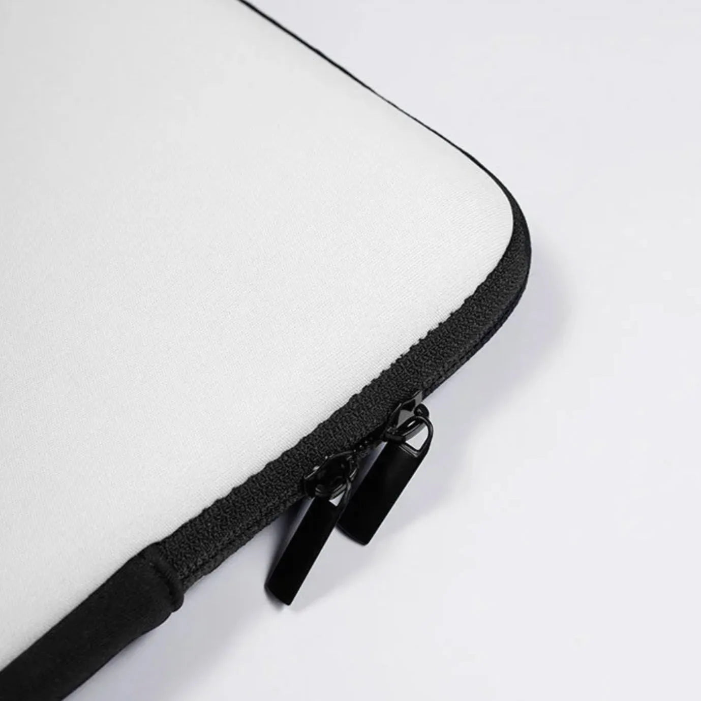 Yoshiwara Suzume Laptop Sleeve By Utamaro Kitagawa - Laptops - Aesthetic Art